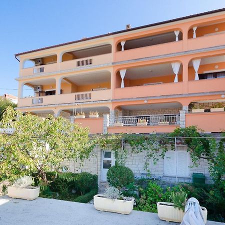 Apartments Mirjana B Lopar Extérieur photo