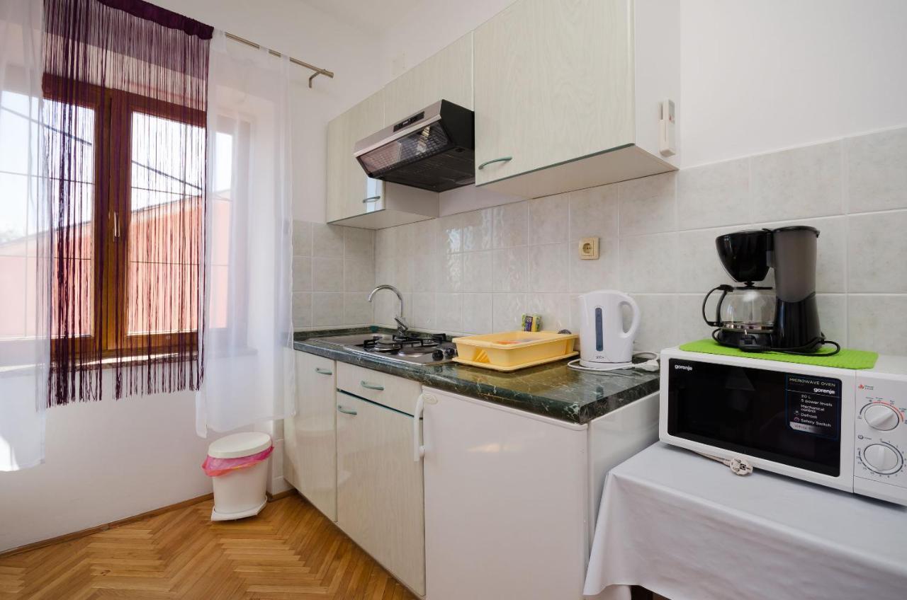 Apartments Mirjana B Lopar Extérieur photo