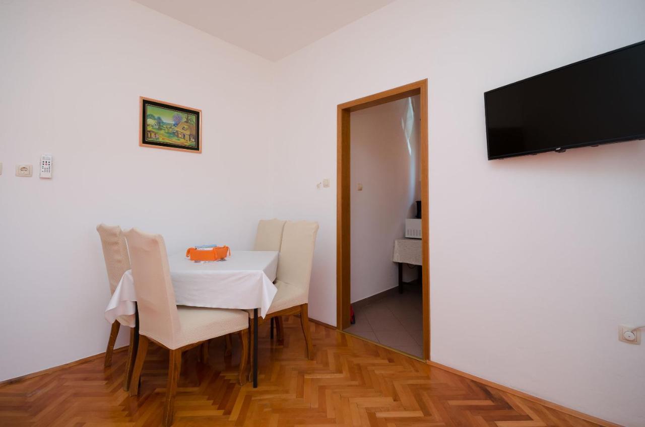 Apartments Mirjana B Lopar Extérieur photo